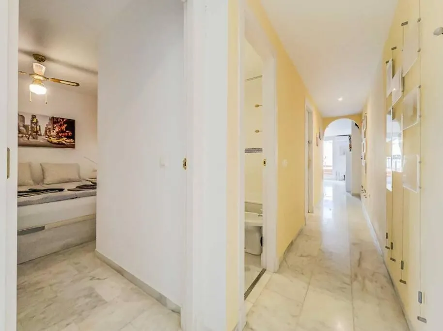 102 - Penthouse Apartment With Views And Pool! Mijas