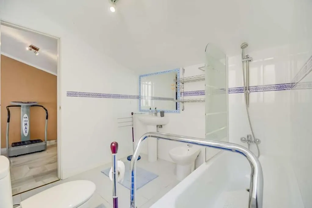 102 - Penthouse Apartment With Views And Pool! Mijas Spain