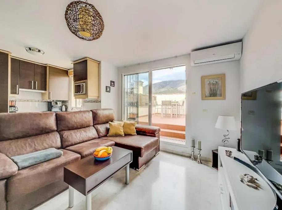 102 - Penthouse Apartment With Views And Pool! Mijas Spain