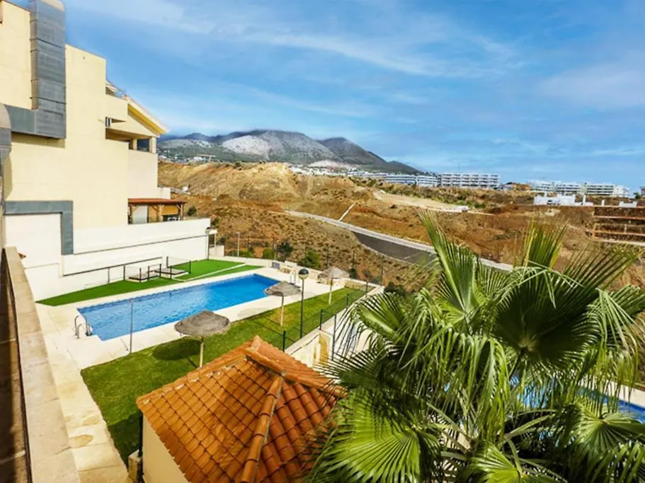 102 - Penthouse Apartment With Views And Pool! Mijas